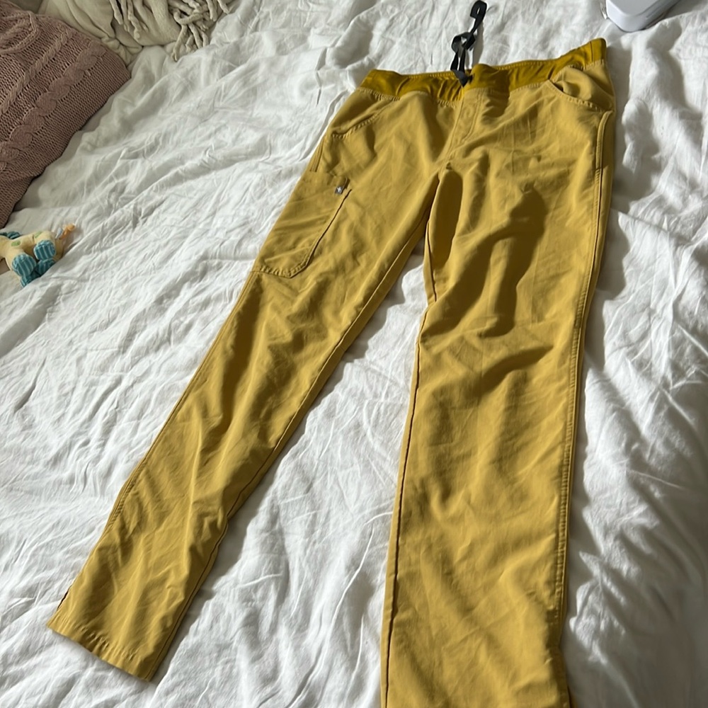 Figs large tall gold scrub pants